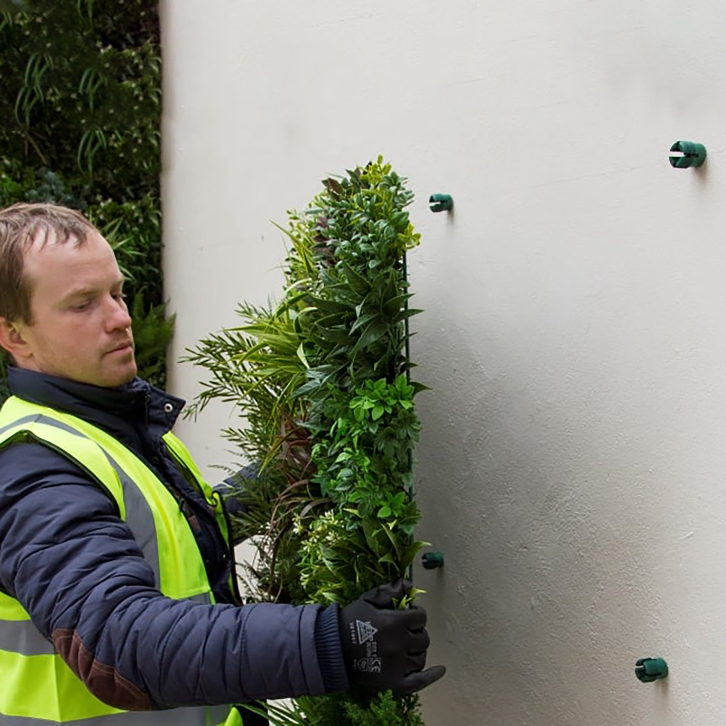 Artificial Green Wall Panel Fitting System  Enables quick and easy installation. Panels easily removed & remounted to allow for cleaning and maintenance. Ensures Optimum Position Invisible once installed Carefully designed to be robust and simple to use.